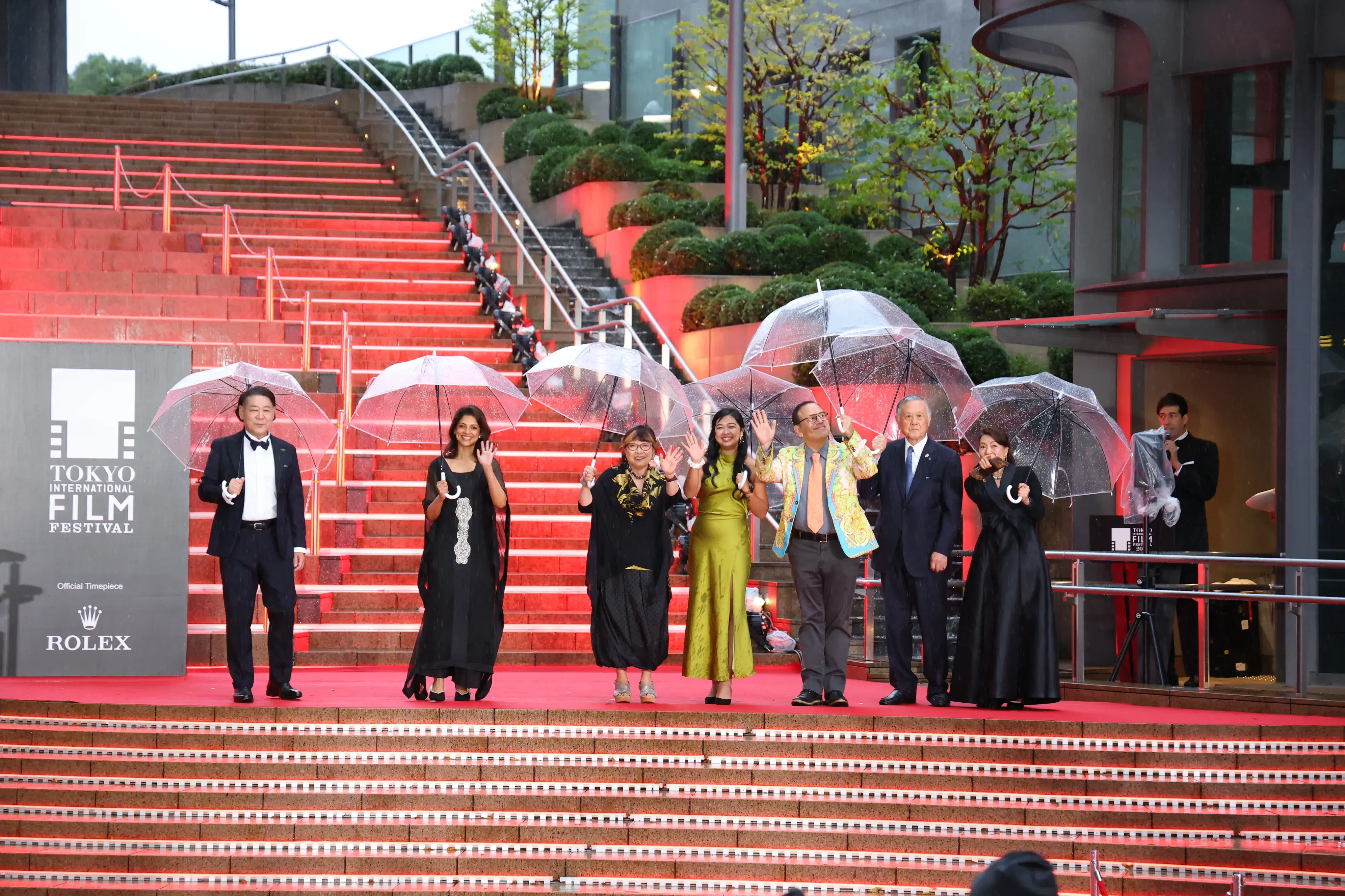 【第39回東京国際映画祭】中島健人、岡田准一ら総勢262名がレッドカーペットに集結!雨を飾る華やかな開幕セレモニー 158 【第39回東京国際映画祭】中島健人、岡田准一ら総勢262名がレッドカーペットに集結!雨を飾る華やかな開幕セレモニー