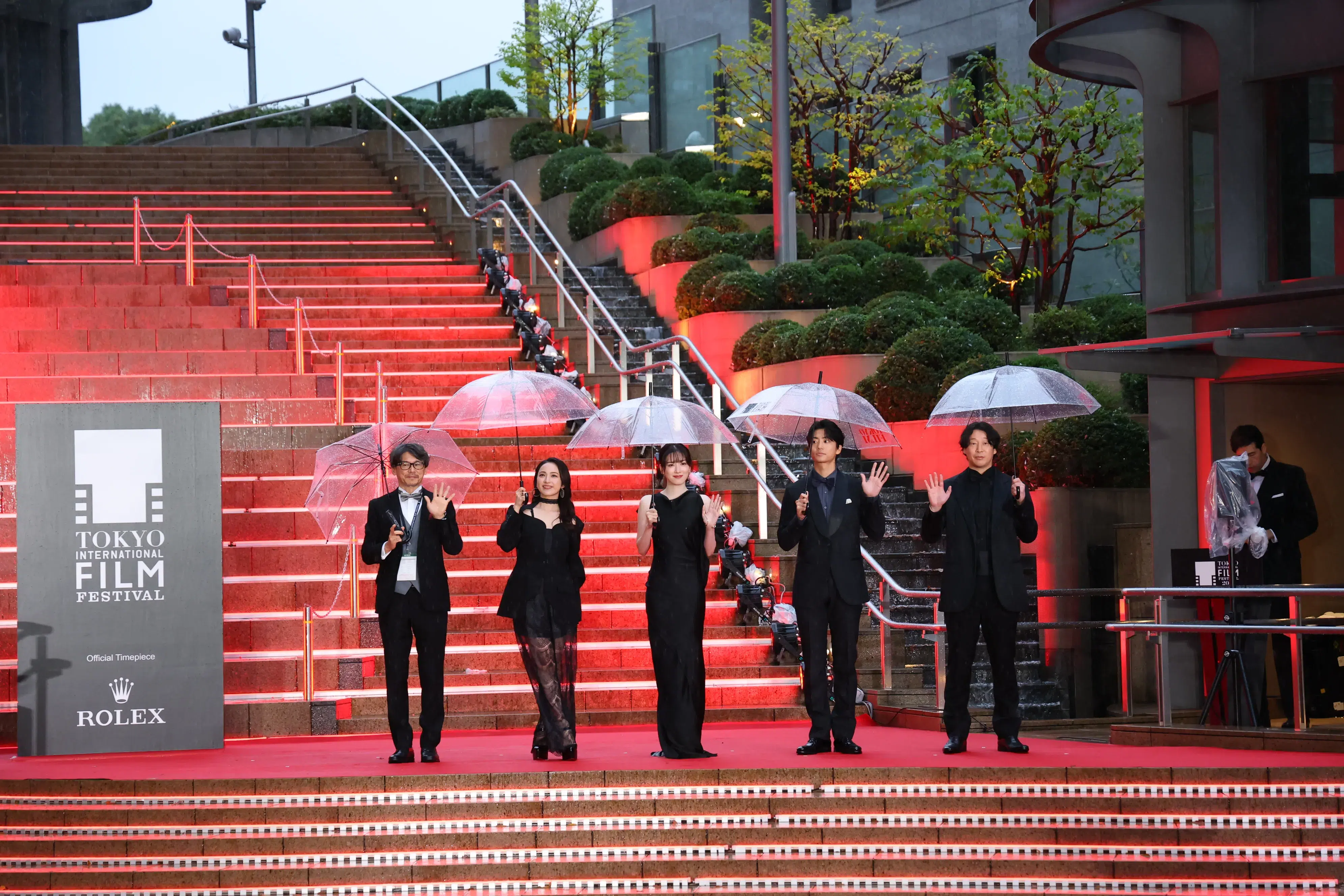 【第39回東京国際映画祭】中島健人、岡田准一ら総勢262名がレッドカーペットに集結!雨を飾る華やかな開幕セレモニー 152 【第39回東京国際映画祭】中島健人、岡田准一ら総勢262名がレッドカーペットに集結!雨を飾る華やかな開幕セレモニー