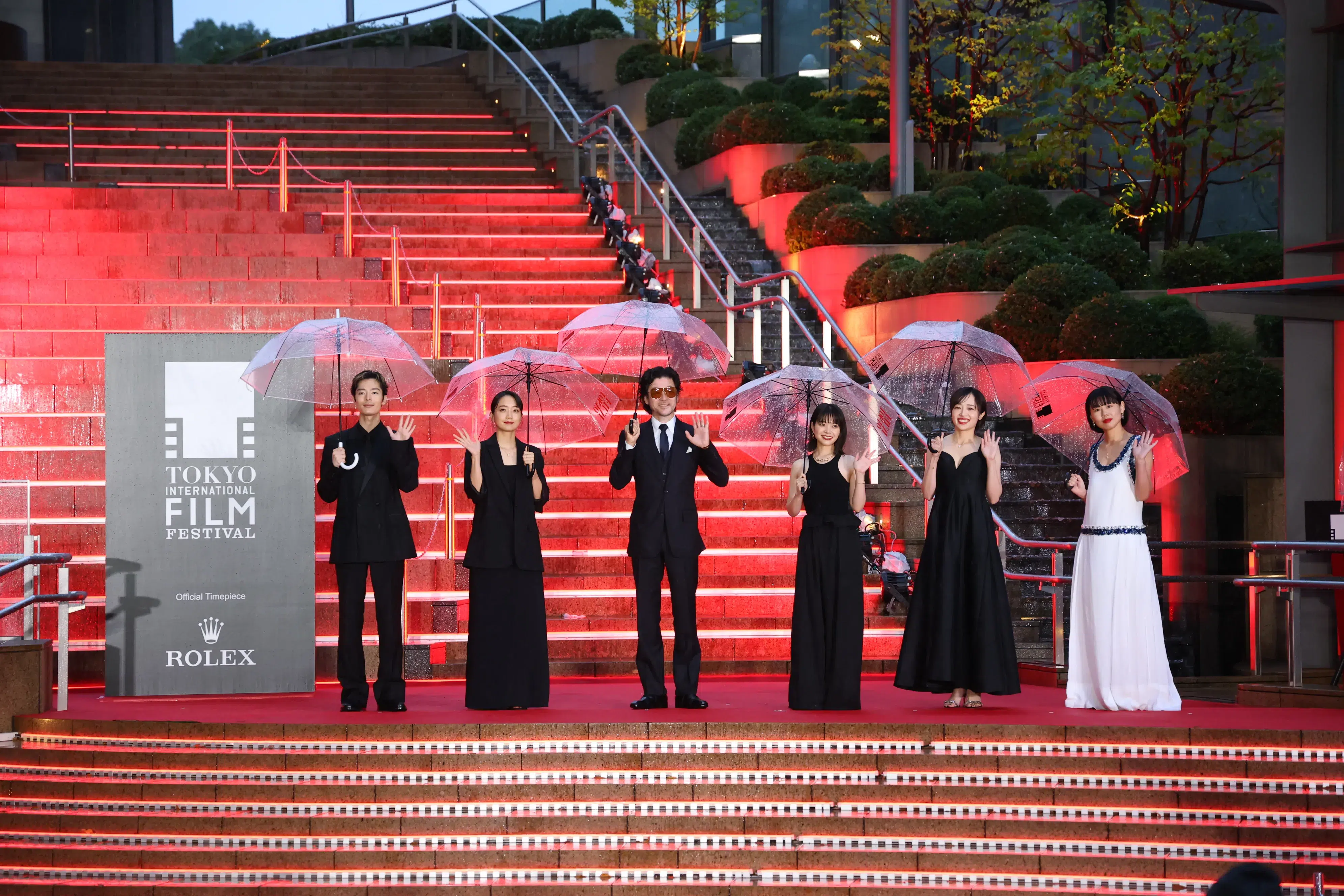 【第39回東京国際映画祭】中島健人、岡田准一ら総勢262名がレッドカーペットに集結!雨を飾る華やかな開幕セレモニー 146 【第39回東京国際映画祭】中島健人、岡田准一ら総勢262名がレッドカーペットに集結!雨を飾る華やかな開幕セレモニー