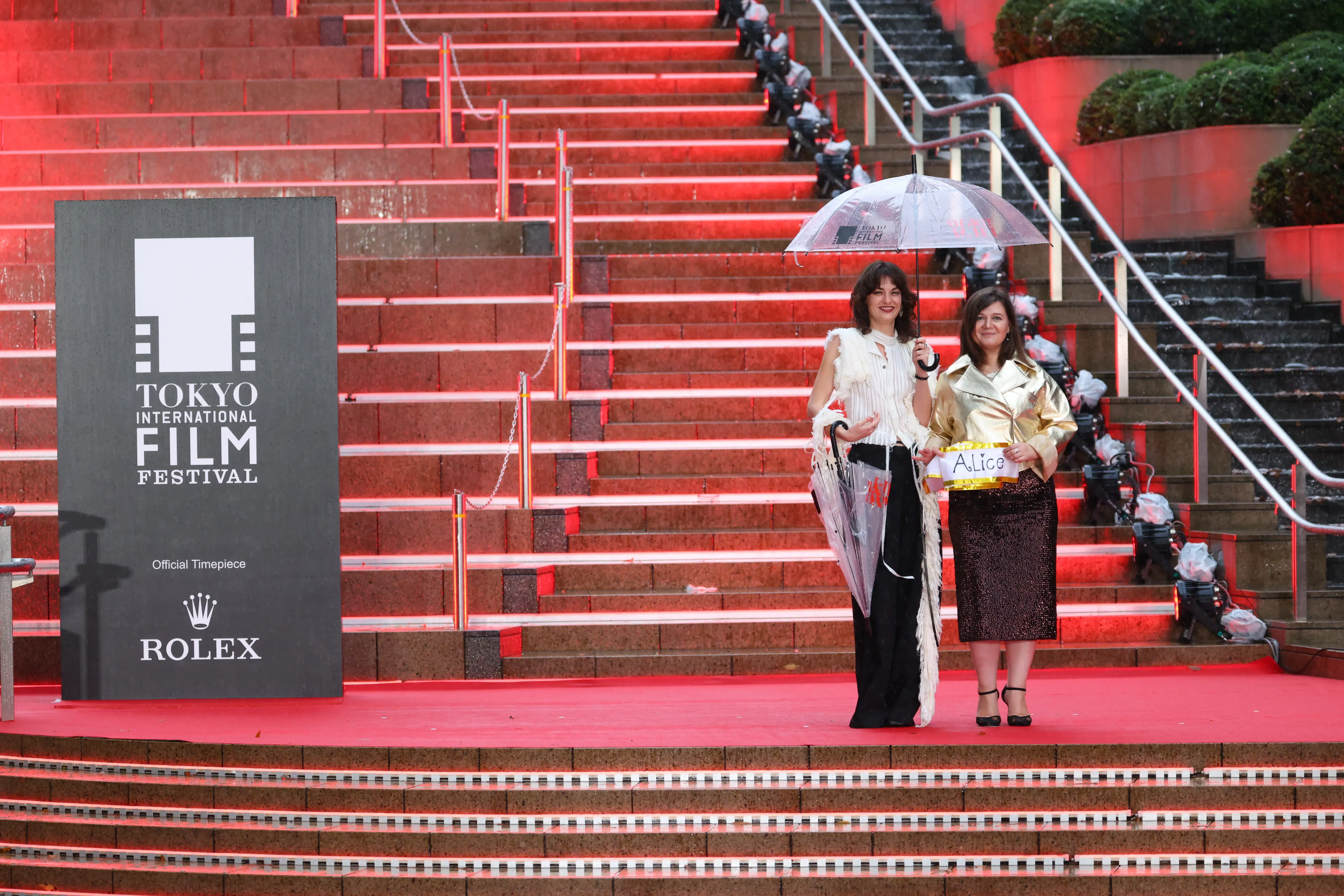 【第39回東京国際映画祭】中島健人、岡田准一ら総勢262名がレッドカーペットに集結!雨を飾る華やかな開幕セレモニー 140 【第39回東京国際映画祭】中島健人、岡田准一ら総勢262名がレッドカーペットに集結!雨を飾る華やかな開幕セレモニー