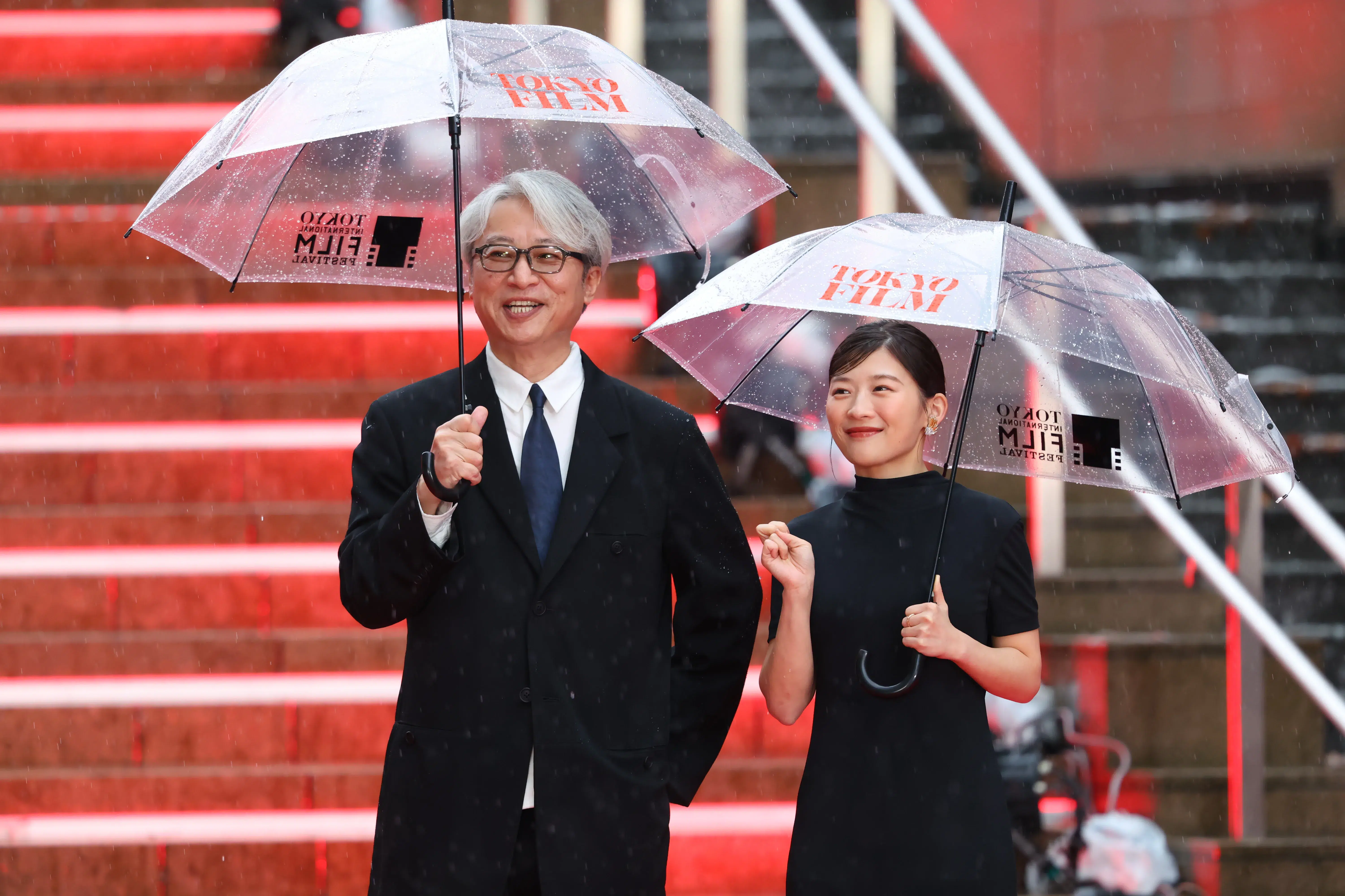 【第39回東京国際映画祭】中島健人、岡田准一ら総勢262名がレッドカーペットに集結!雨を飾る華やかな開幕セレモニー 123 【第39回東京国際映画祭】中島健人、岡田准一ら総勢262名がレッドカーペットに集結!雨を飾る華やかな開幕セレモニー