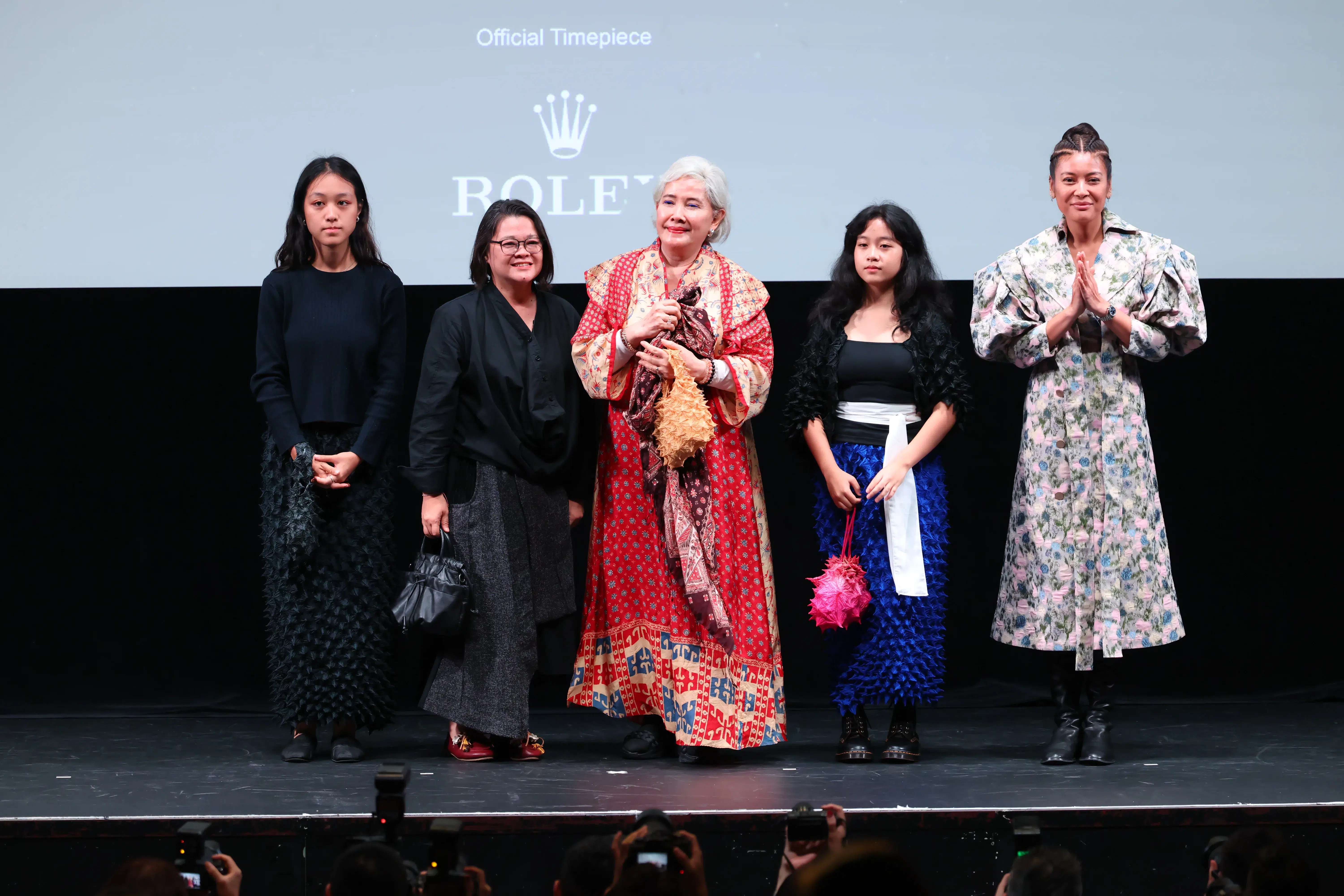 【第39回東京国際映画祭】中島健人、岡田准一ら総勢262名がレッドカーペットに集結!雨を飾る華やかな開幕セレモニー 50 【第39回東京国際映画祭】中島健人、岡田准一ら総勢262名がレッドカーペットに集結!雨を飾る華やかな開幕セレモニー