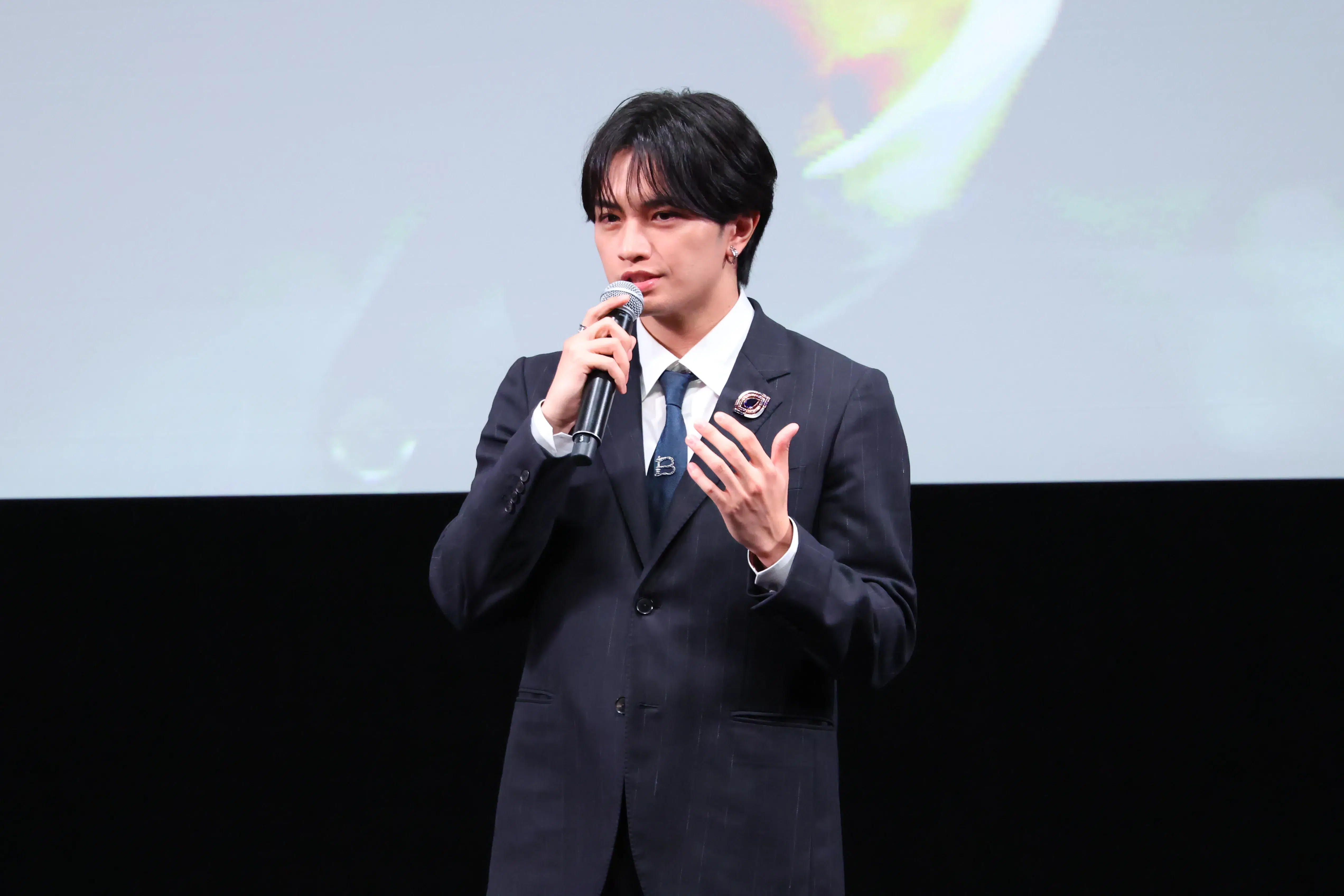 【第39回東京国際映画祭】中島健人、岡田准一ら総勢262名がレッドカーペットに集結!雨を飾る華やかな開幕セレモニー 48 【第39回東京国際映画祭】中島健人、岡田准一ら総勢262名がレッドカーペットに集結!雨を飾る華やかな開幕セレモニー