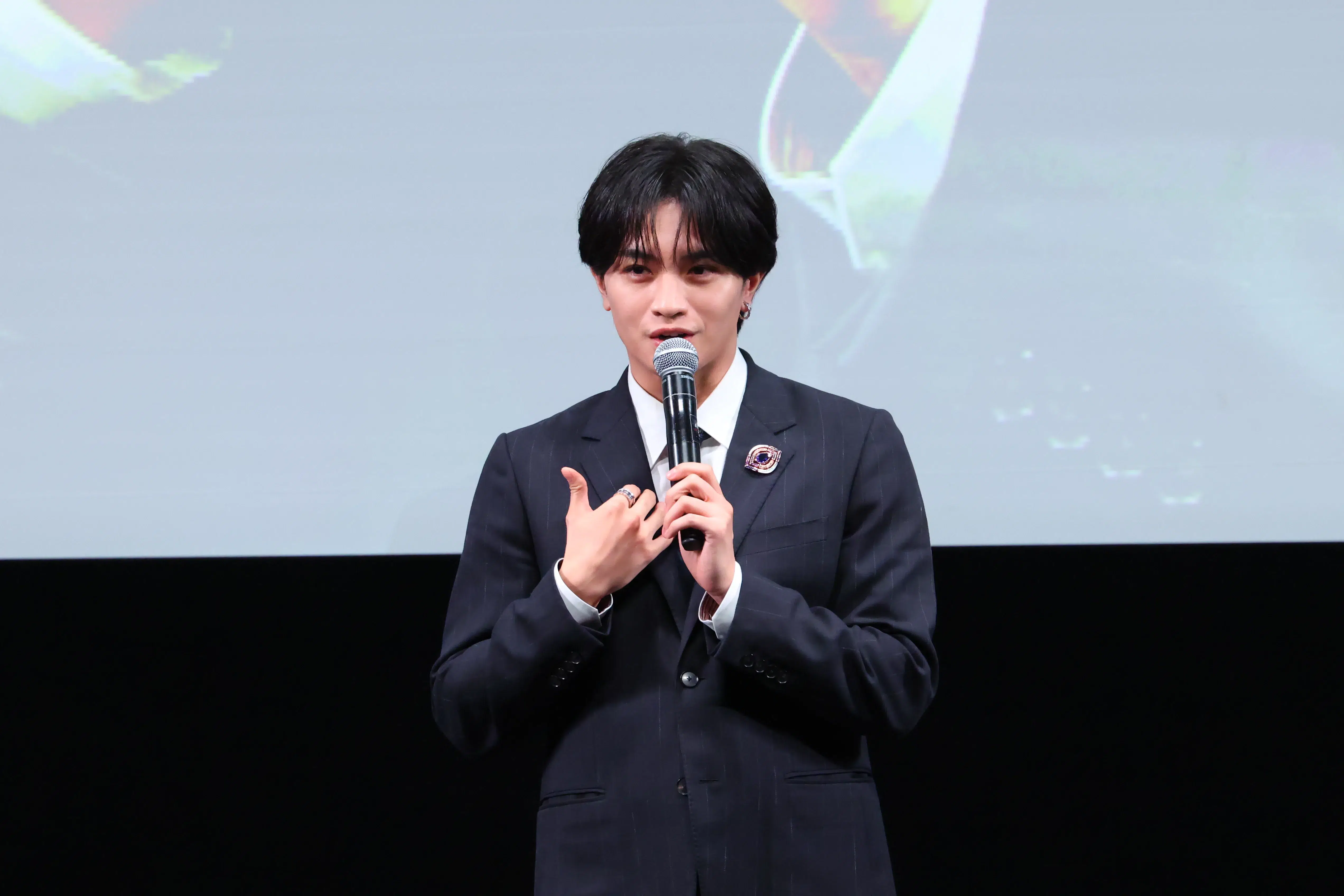 【第39回東京国際映画祭】中島健人、岡田准一ら総勢262名がレッドカーペットに集結!雨を飾る華やかな開幕セレモニー 47 【第39回東京国際映画祭】中島健人、岡田准一ら総勢262名がレッドカーペットに集結!雨を飾る華やかな開幕セレモニー