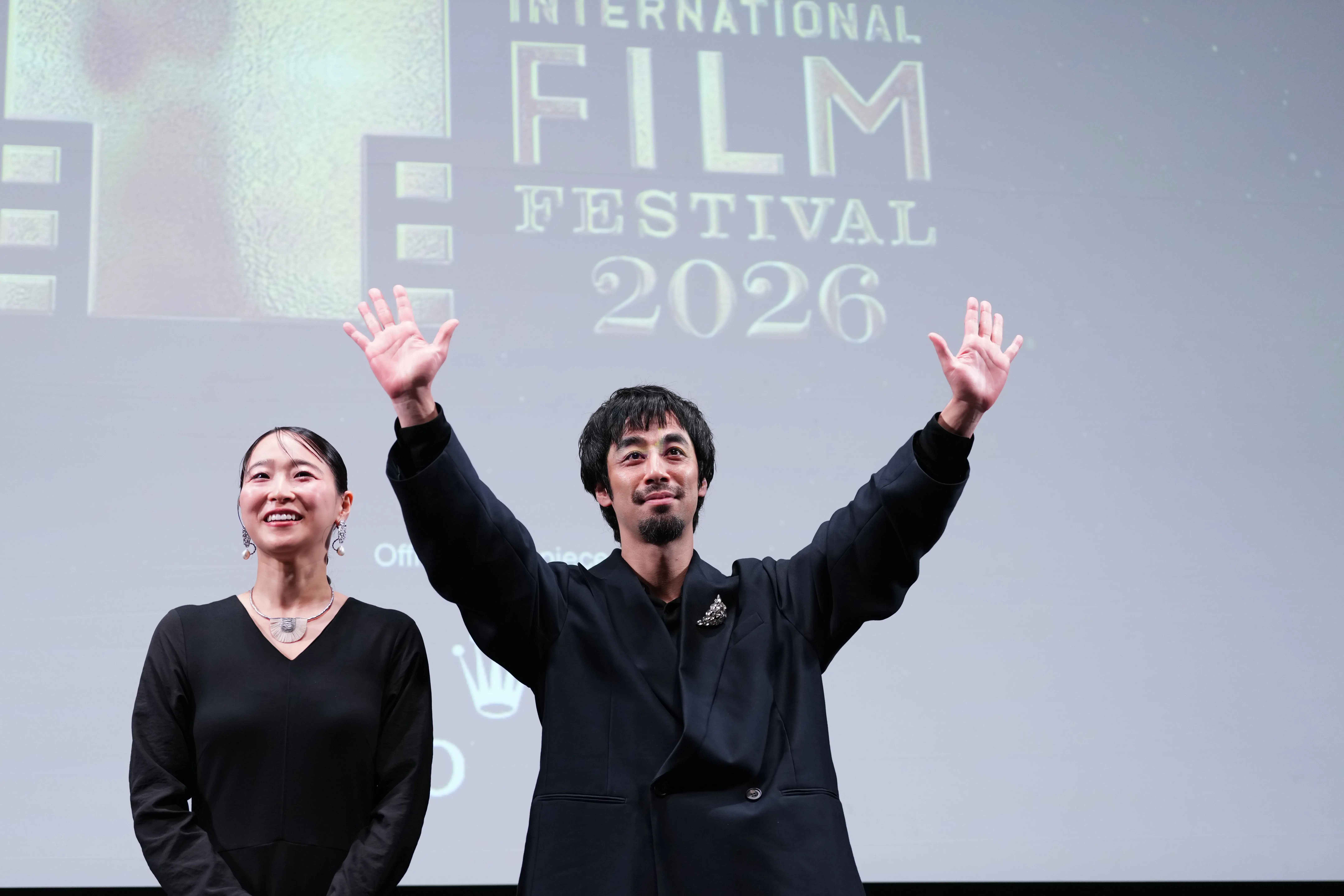 【第39回東京国際映画祭】中島健人、岡田准一ら総勢262名がレッドカーペットに集結!雨を飾る華やかな開幕セレモニー 25 【第39回東京国際映画祭】中島健人、岡田准一ら総勢262名がレッドカーペットに集結!雨を飾る華やかな開幕セレモニー