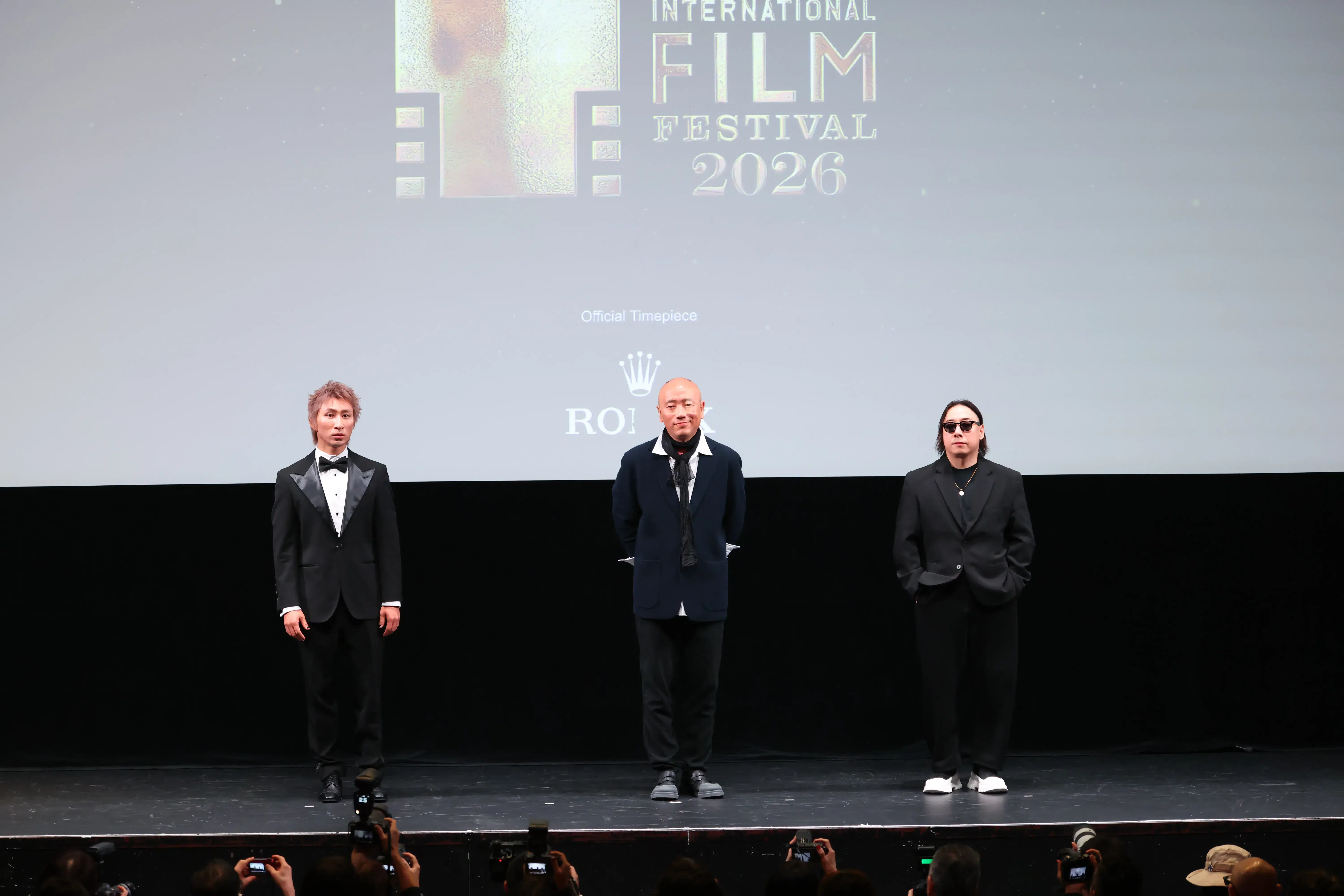 【第39回東京国際映画祭】中島健人、岡田准一ら総勢262名がレッドカーペットに集結!雨を飾る華やかな開幕セレモニー 6 【第39回東京国際映画祭】中島健人、岡田准一ら総勢262名がレッドカーペットに集結!雨を飾る華やかな開幕セレモニー