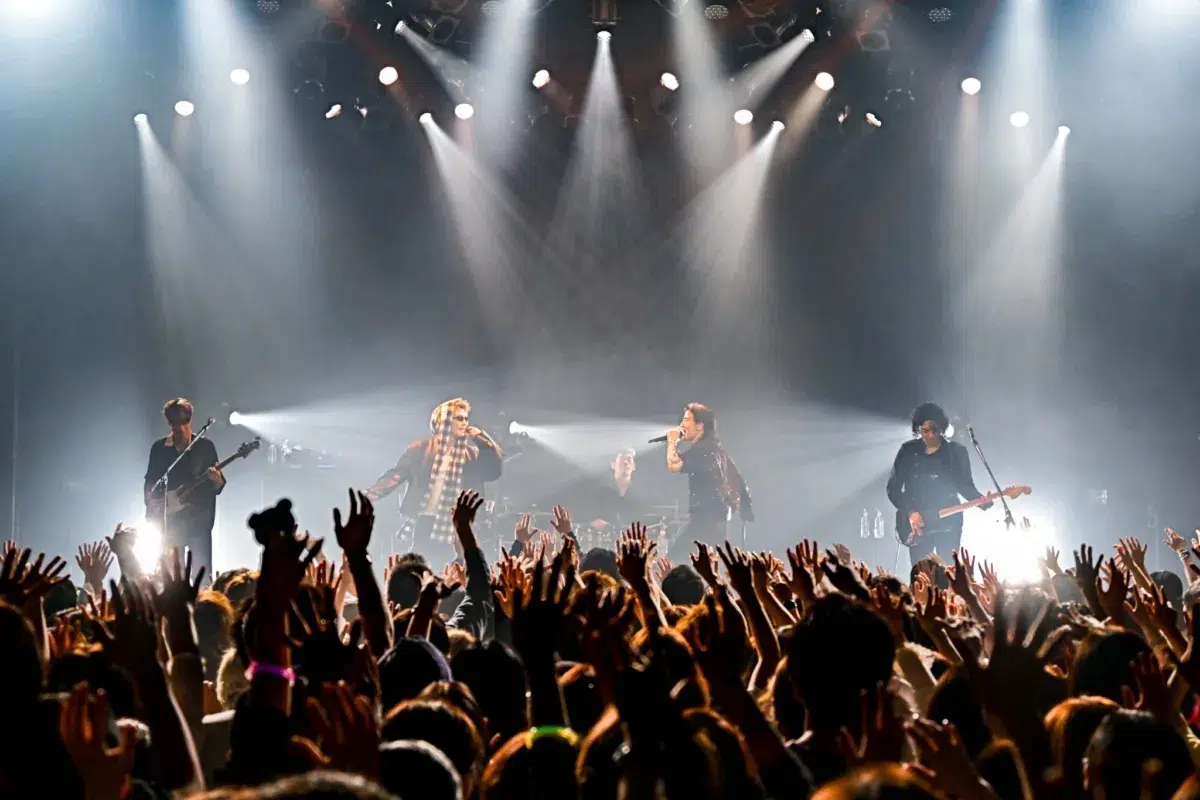 I Don't Like Mondays.(アイドラ)、「過去最高」の全国ツアーに岩田剛典がゲスト出演！YUとの30年に渡る友情にまた新たな1ページ